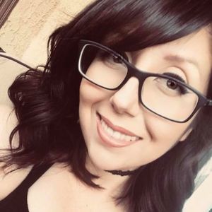 Meet your Posher, Yolanda